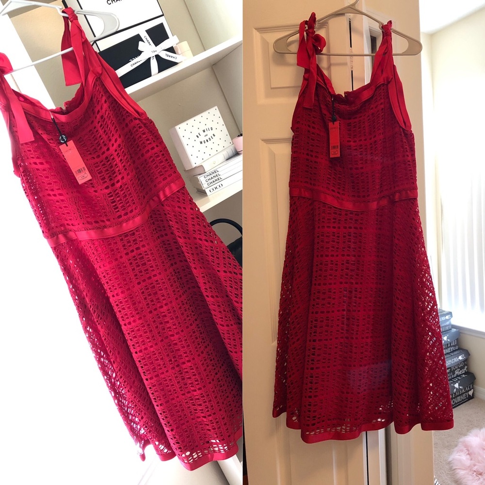 Bnew Carolina Herrera red dress